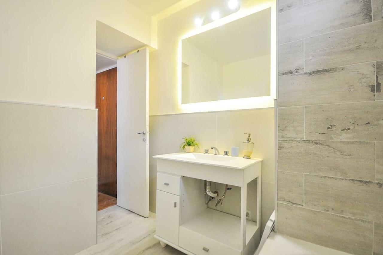 Apartamento En El Mejor Sitio De Recoleta Buenos Aires Exterior foto